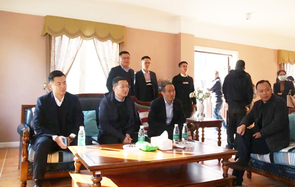 1611191419557261.jpg 南昌市政建設(shè)集團(tuán)黨委副書(shū)記王海龍市政遠(yuǎn)大考察交流6002.jpg