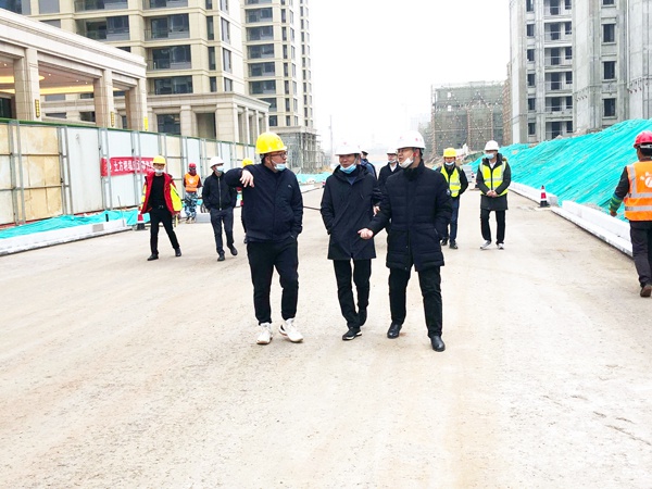 1611555474494053.jpg 南昌市政建設(shè)集團(tuán)對市政公用城周邊市政道路項目進(jìn)行質(zhì)量安全進(jìn)度大檢查6002.jpg