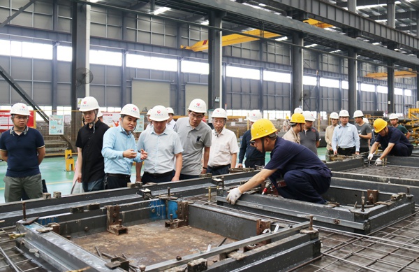 1622183209970800.jpg 贛江新區(qū)考察團蒞臨市政遠大調(diào)研裝配式建筑6002.jpg