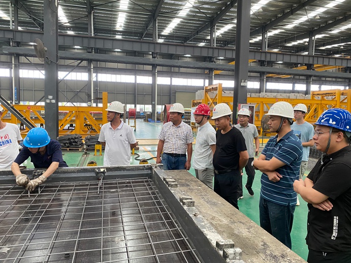 1629077422953384.jpg 南昌縣人才公共實訓基地項目PC構(gòu)件首次吊裝6911.jpg