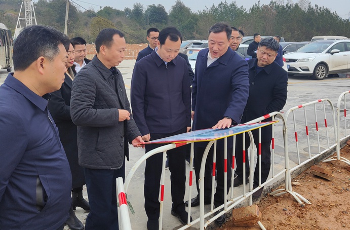 1643425217577355.jpg 新建區(qū)委書記王瑋到綠色建材科技產(chǎn)業(yè)園調(diào)研項(xiàng)目推進(jìn)情況691.jpg