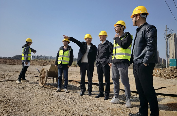 1646791055997090.jpg 張世東前往S49楓生快速路北段提升改造工程調(diào)度691.jpg