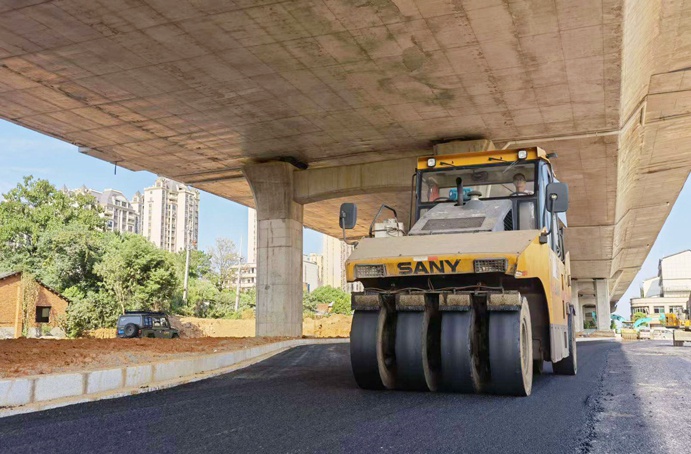 南昌縣斗南路工程全力以赴保通車(chē)