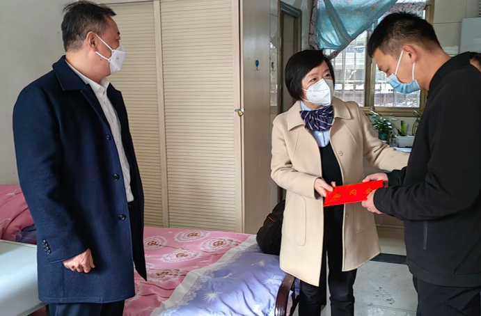 南昌市政建設(shè)集團(tuán)開展春節(jié)“送溫暖”走訪慰問活動