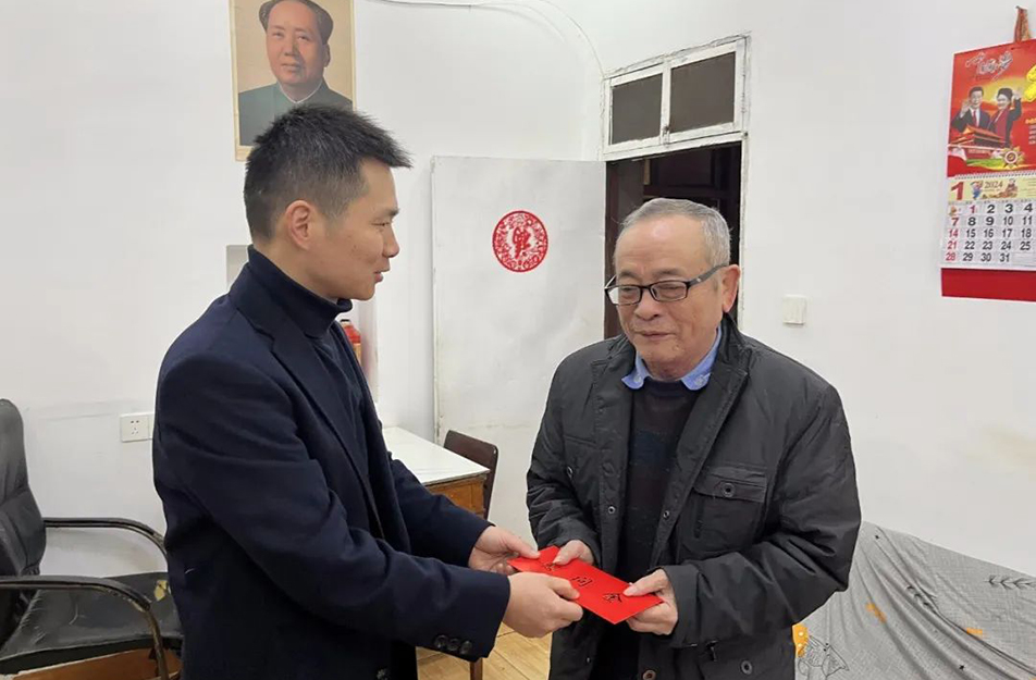 南昌市政建設(shè)集團(tuán)開(kāi)展2024年春節(jié)“送溫暖”走訪慰問(wèn)行動(dòng)